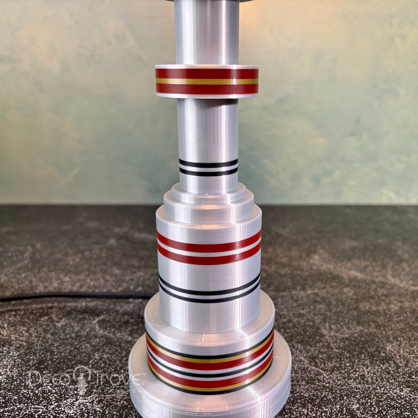 3D-Printed Pattyn-Inspired Streamline Deco Modern Retro Futuristic Disc Lamp – ART LITE mini™ P310