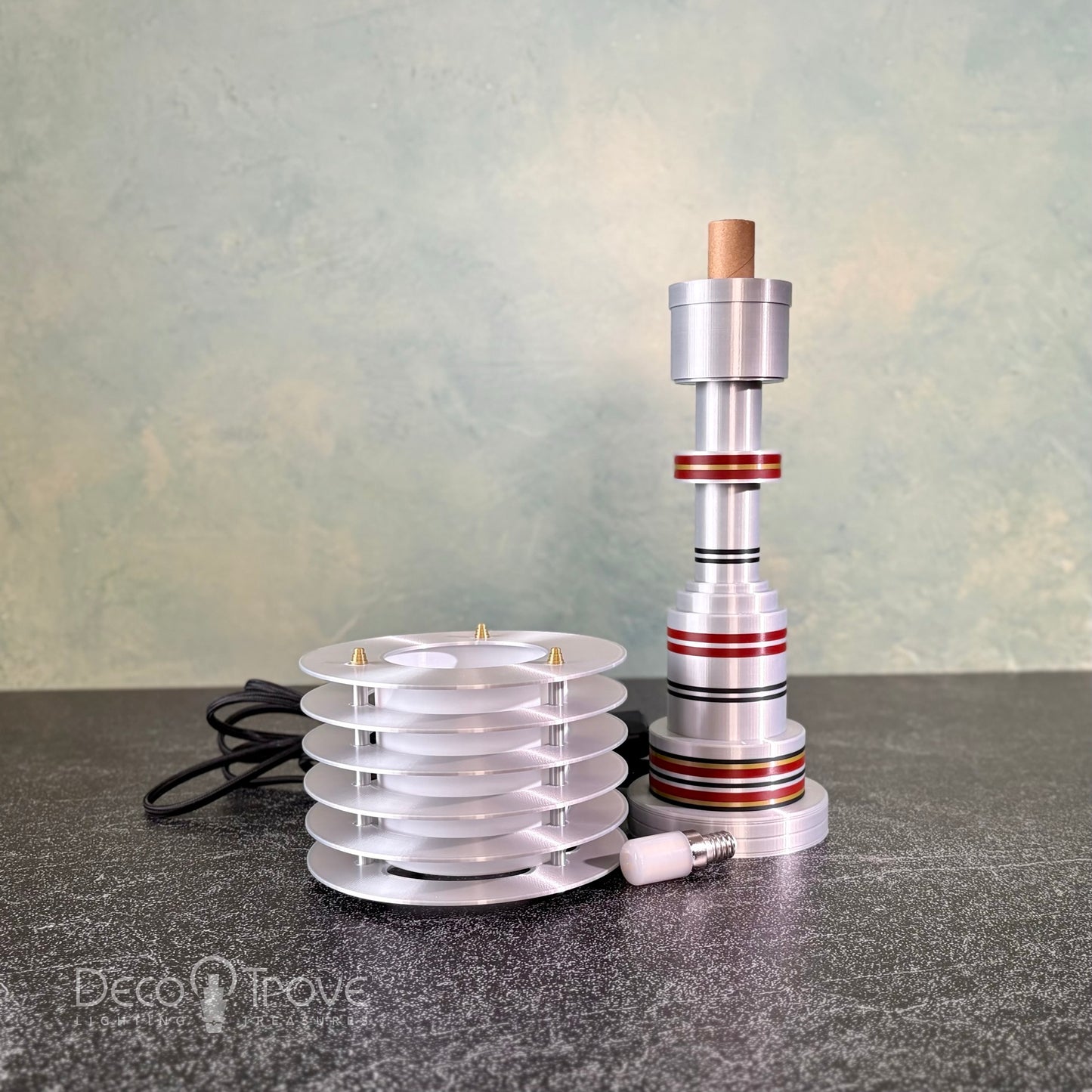 3D-Printed Pattyn-Inspired Streamline Deco Modern Retro Futuristic Disc Lamp – ART LITE mini™ P310