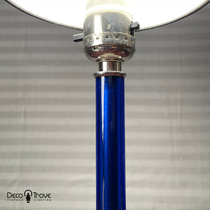 Par de lámparas de tocador Deco de vidrio tallado azul cobalto