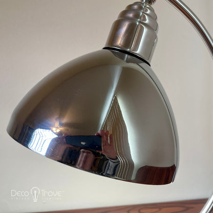 Lampe de bureau incurvée Streamline Chrome Machine Age